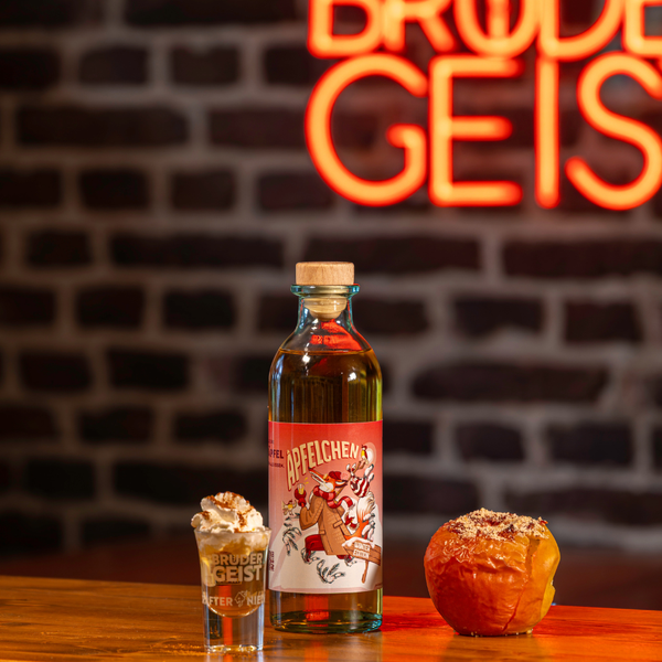 ÄPFELCHEN WINTEREDITION 0,5 L – DER BRATAPFELLIKÖR VON BRÜDERGEIST