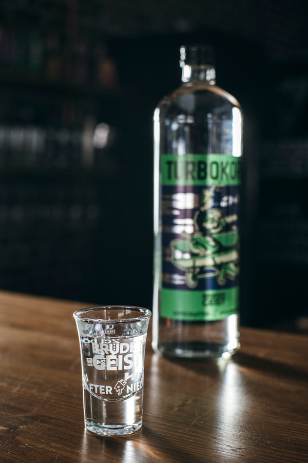 Turbokorn von BRÜDERGEIST - der perfekte Weizenkorn für Longdrinks